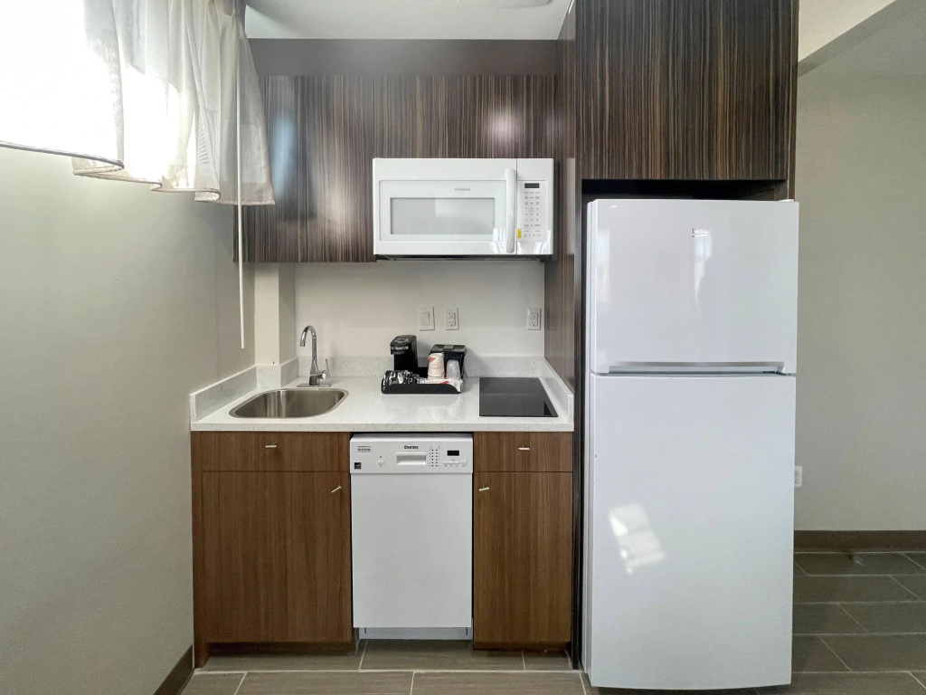 MainStay Suites Bronx - Belmont