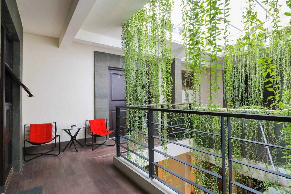 Albanis Family Residence by OYO Rooms