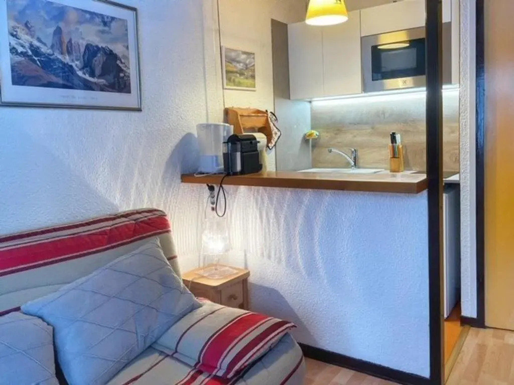 Appartement Vars, 1 pièce, 4 personnes - FR-1-330B-54