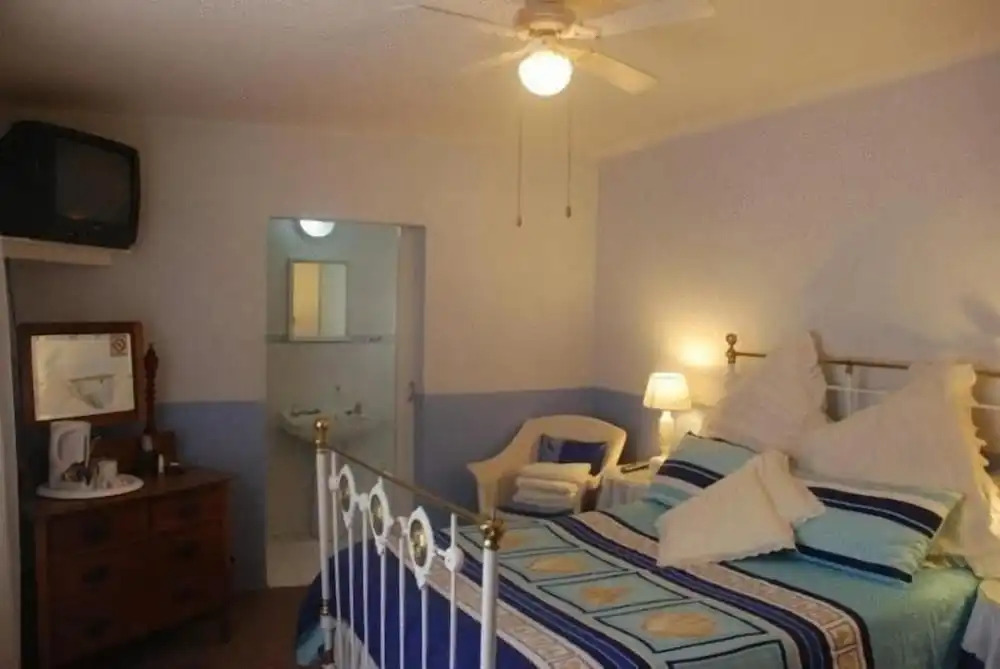 Bluewater Guesthouse