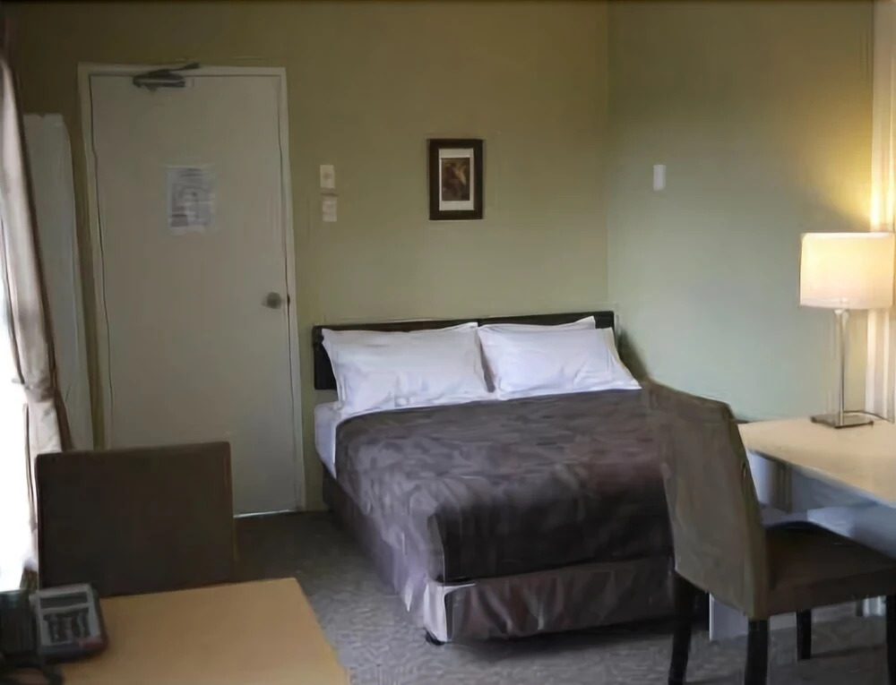Hamilton Brisbane Airport Hotel