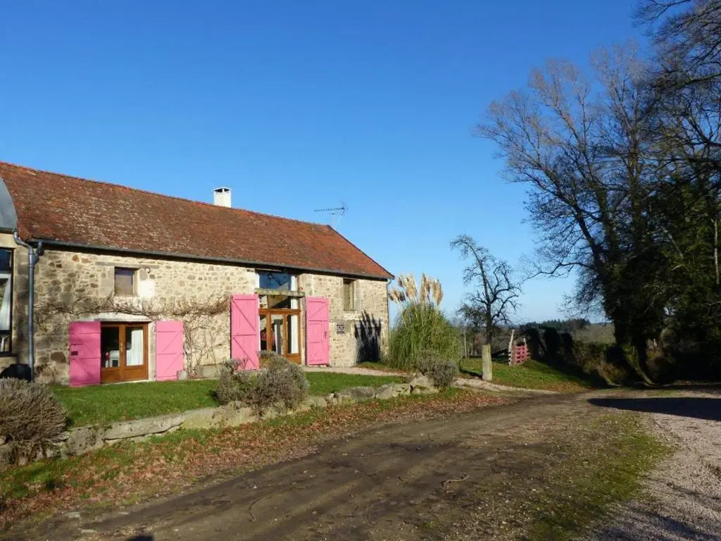 Charmante fermette rénovée avec Internet et animaux acceptés - FR-1-489-246