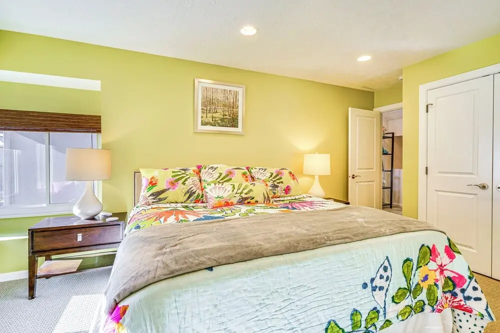 Modern Townhome w/ Hot Tub: 10 Mi to Snowbird!