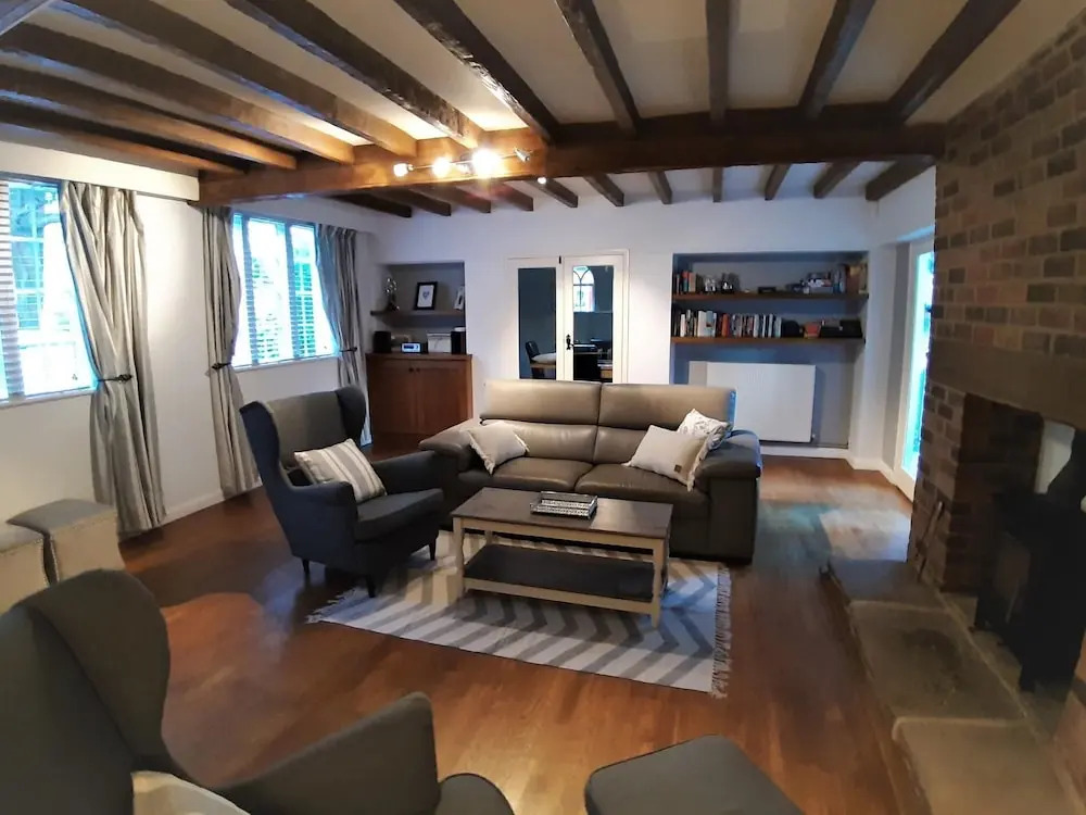 Charming 3BD Home in Allestree Village