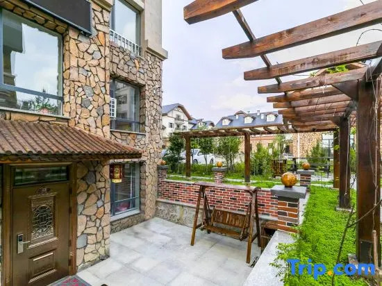 Linyuan Boutique Homestay (Changbai Mountain Chixi Tourist Transfer Center)