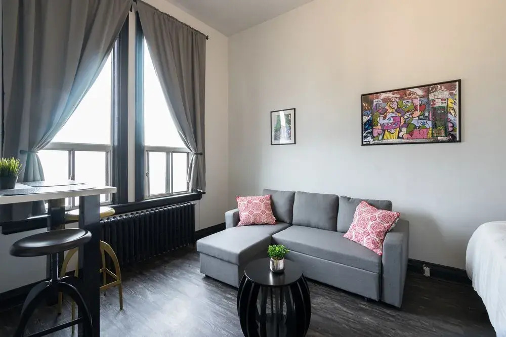 Applewood Suites - Toronto Traveler Loft