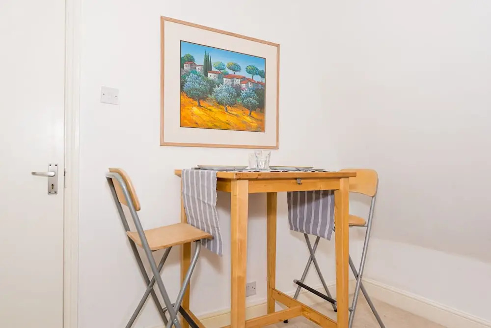 Central Richmond Studio