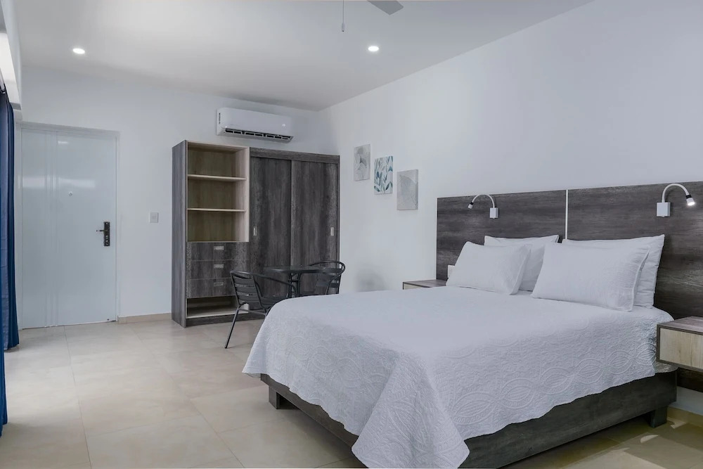 Casa Xtao Hotel