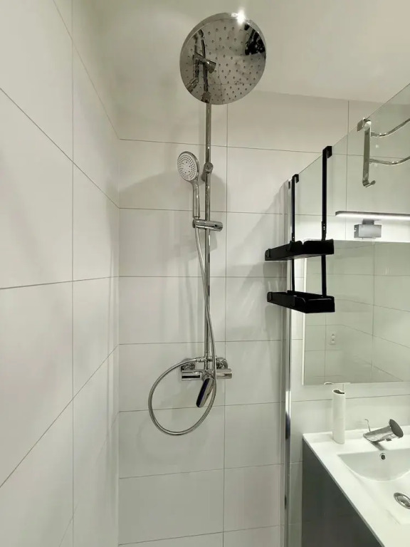 Studio moderne au coeur Saint Adalbert