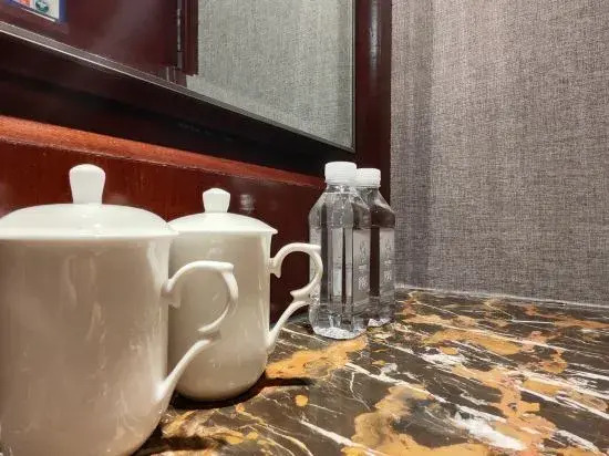 Shunquan Jinguan Business Hotel