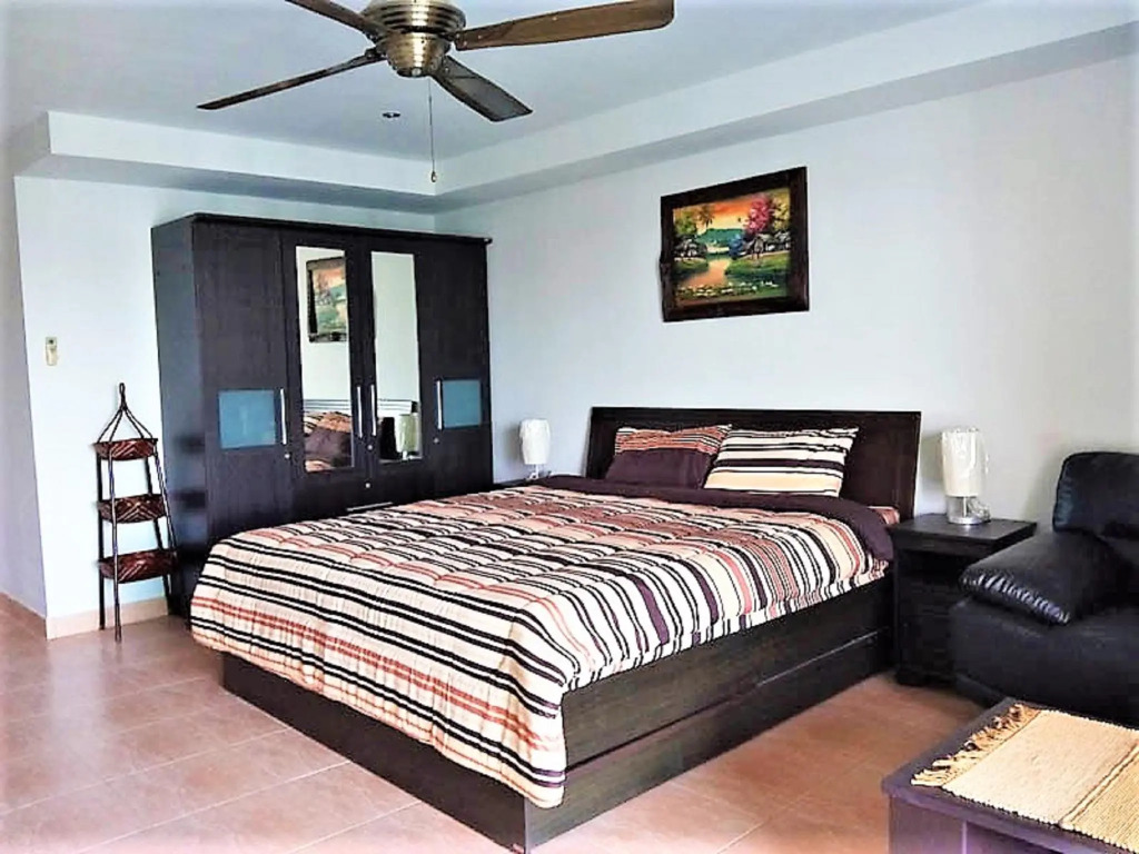 Penthouse studio apartment The Residence Jomtien