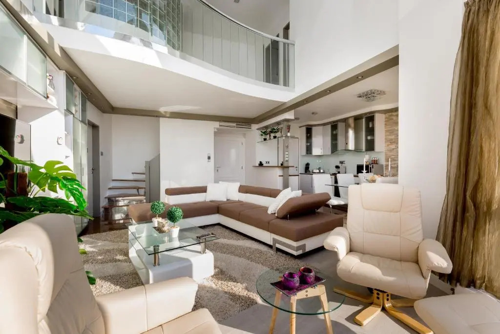 Panorama Dream Home w 3BDR, A/C, Garage & Jacuzzi