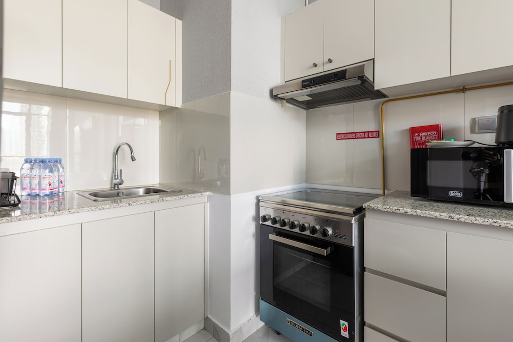 2BR Premium Canal & Burj Khalifa View