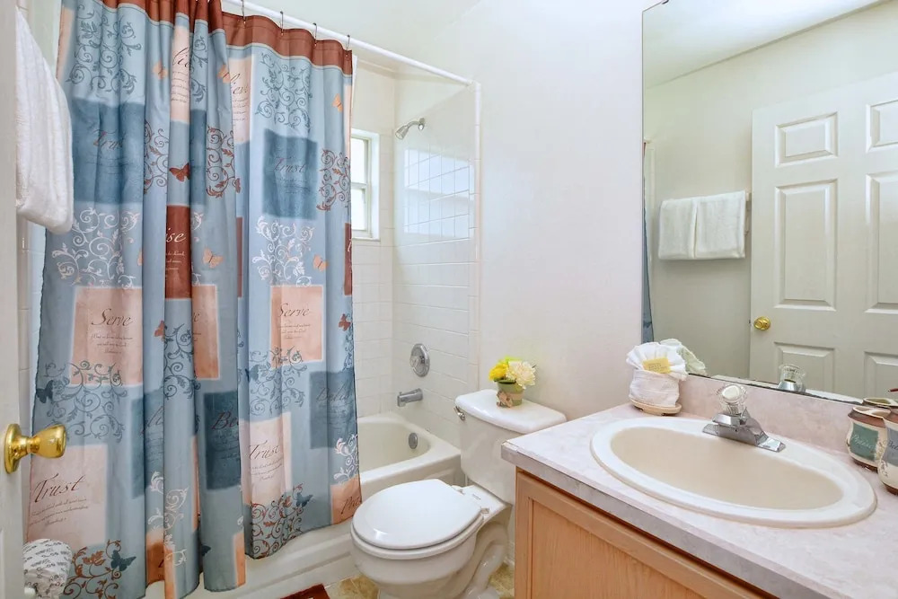 Indian Point- 3 Bedroom Pool Home- 1301IP