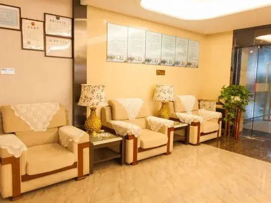 Yanzhou Renyue Hotel