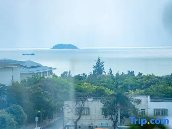 Xiamen · Island and Wilderness Sunrise Scenic Apartment (Island Ring Boulevard Huangcuo Beach)