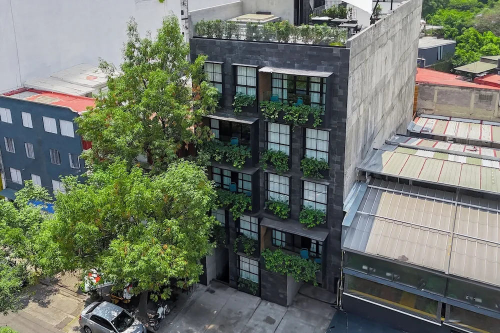 Park Condesa by Capitalia
