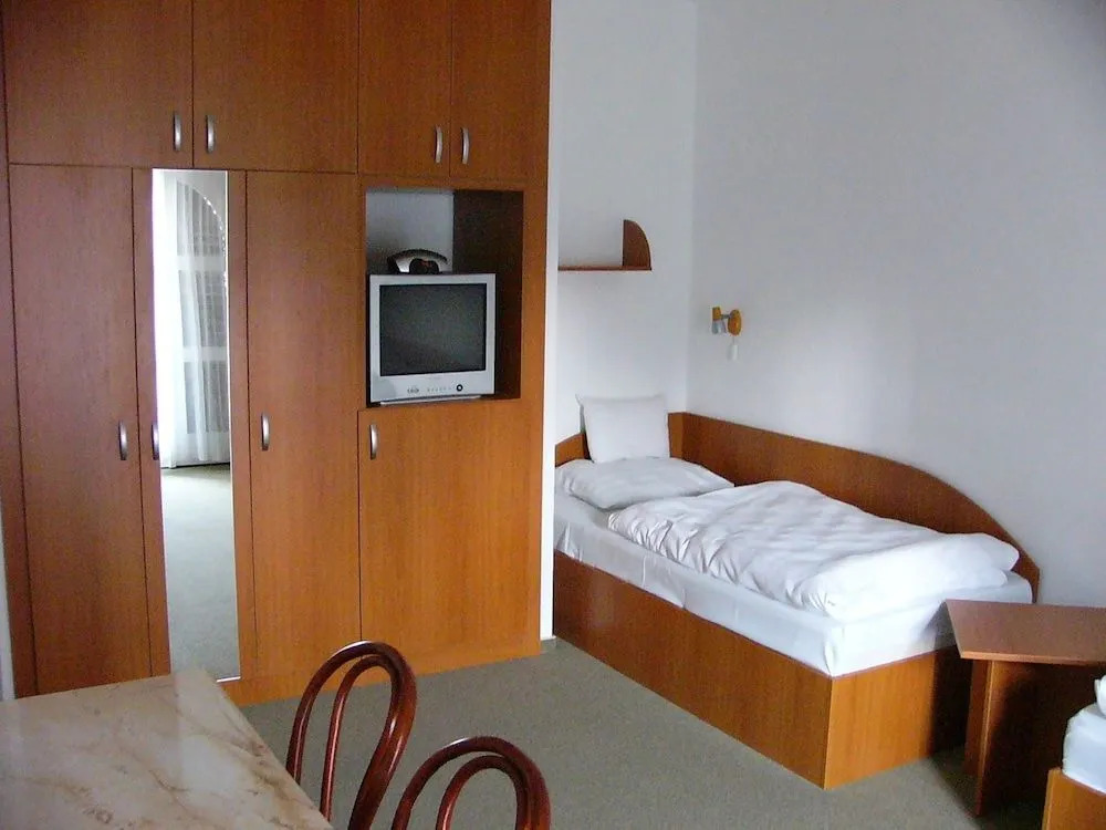 Siesta Club Hotel
