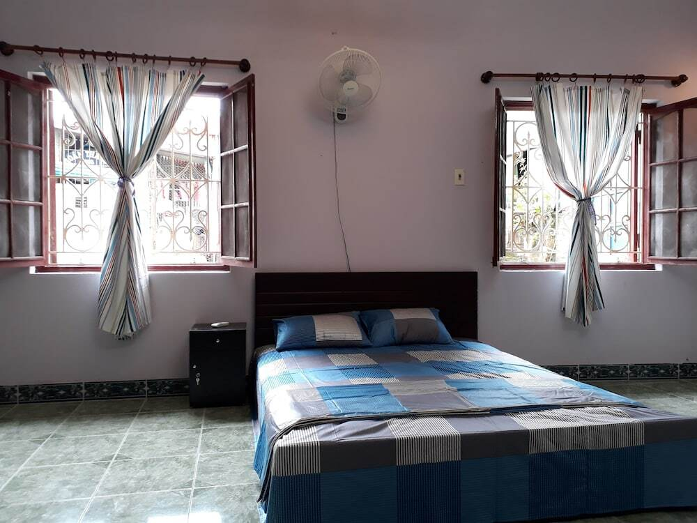 3 Bedroom Cozy & Modern House - near Old Quarter