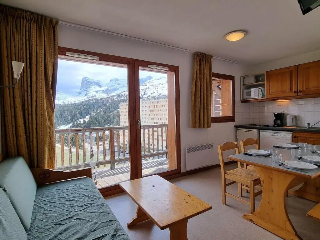 Appartement Le Dévoluy, 2 pièces, 6 personnes - FR-1-525-197
