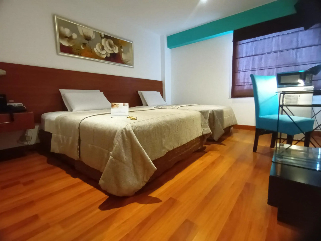 Hotel Vila Santa