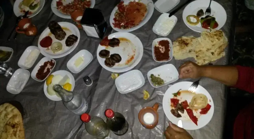 Saklı Bahçe pensiyon & camping