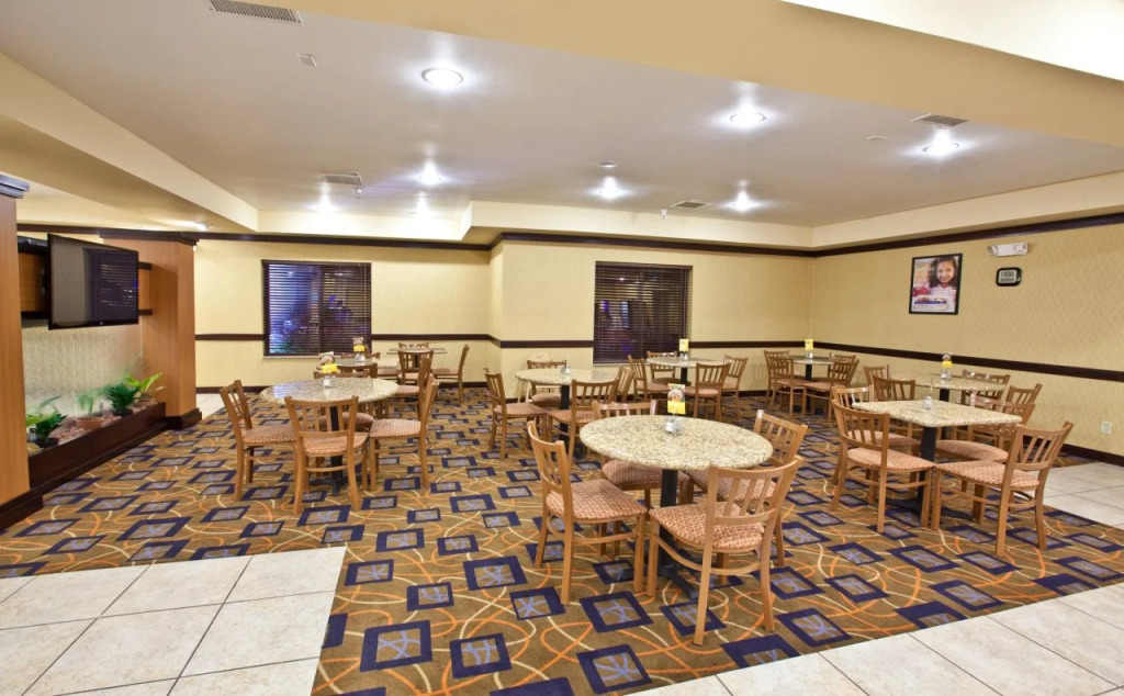 Holiday Inn Express Plymouth by IHG