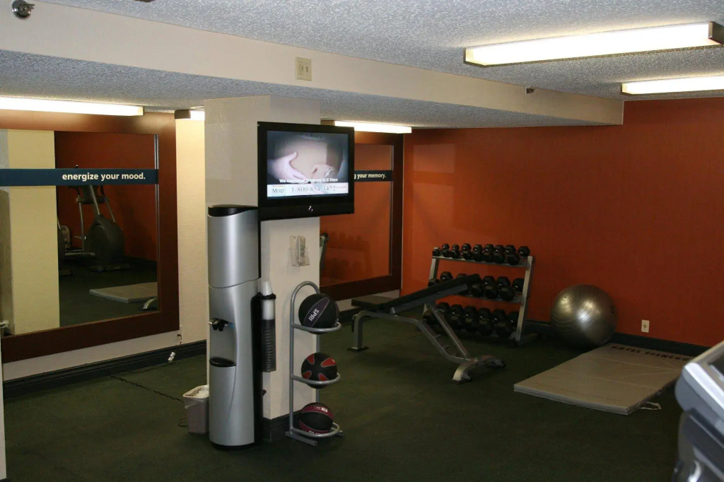 Holiday Inn Express - Newark Airport - Elizabeth by IHG