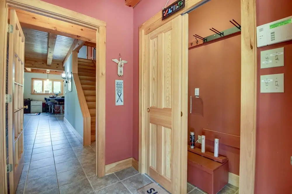 Chester Home w/ Views ~ 10 Mi to Okemo Mtn Resort!