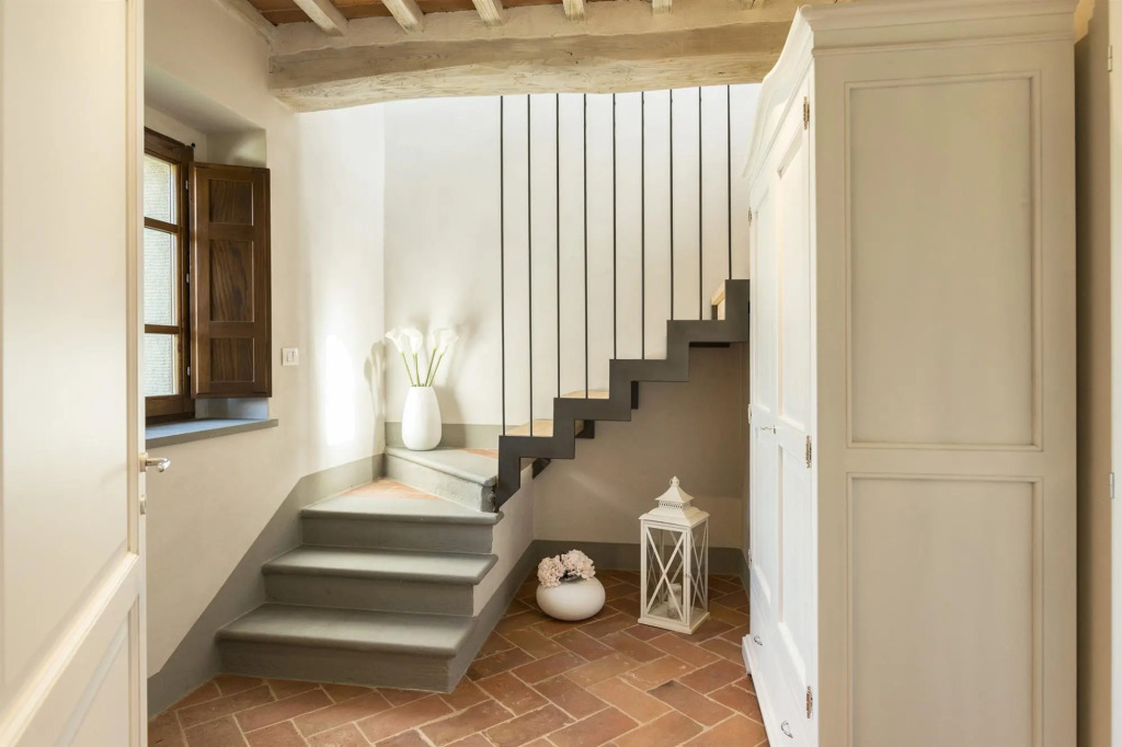 Torre La Ripa 8, Emma Villas
