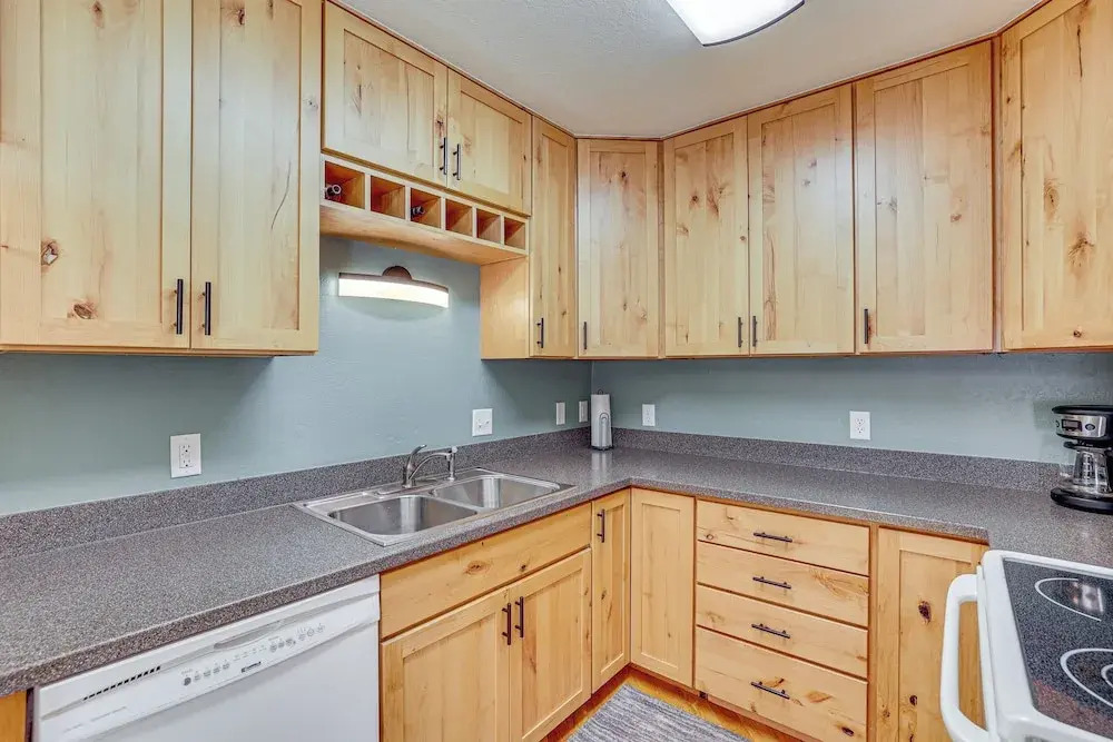 10 Mi to Keystone Resort: Cabin w/ Private Hot Tub