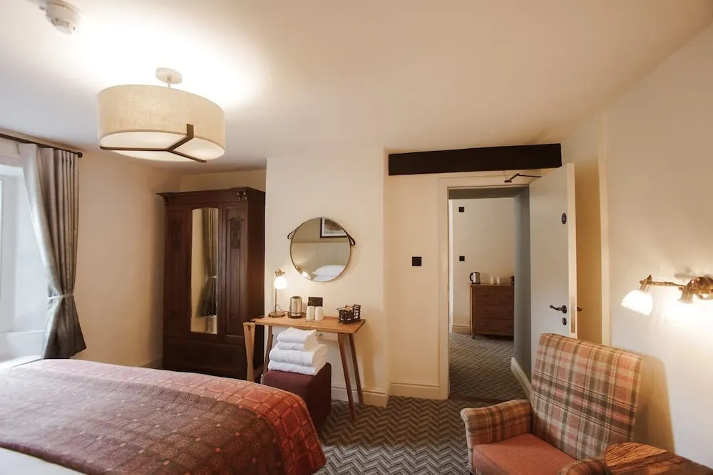 Royal Oak Hotel