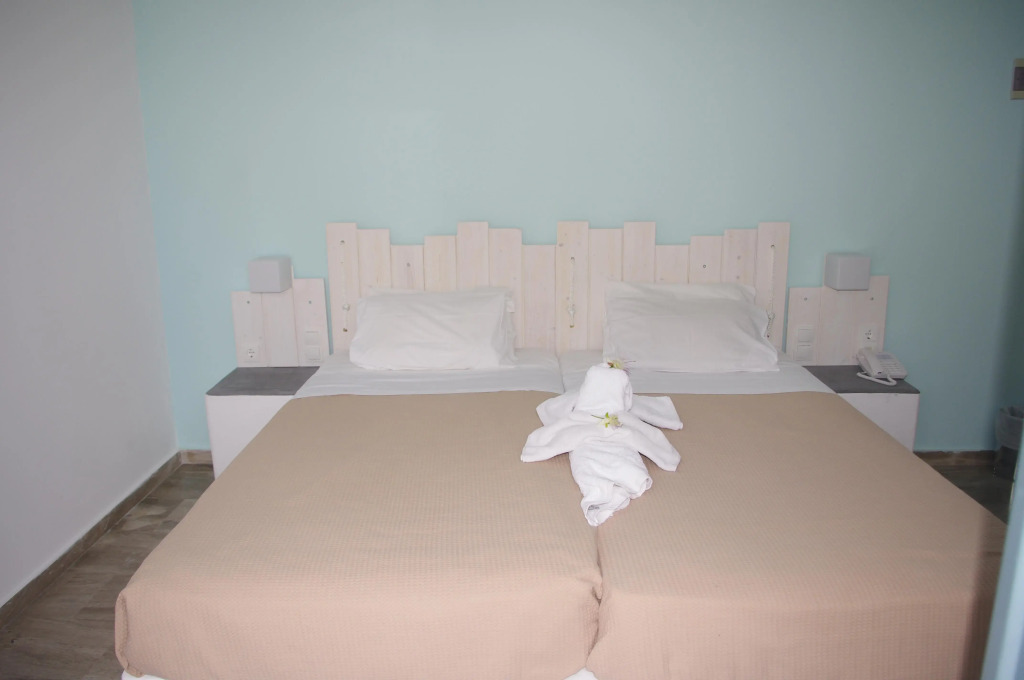 Iris Boutique Hotel
