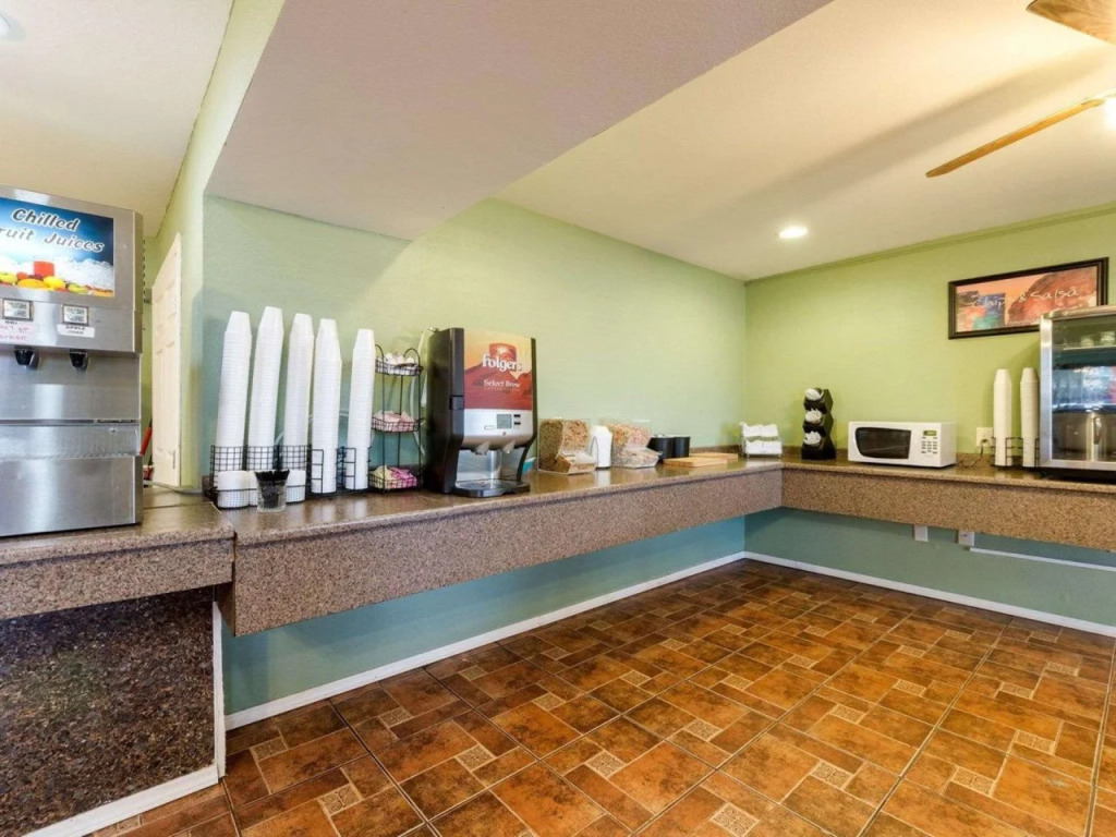 Coastal Inn Corpus Christi