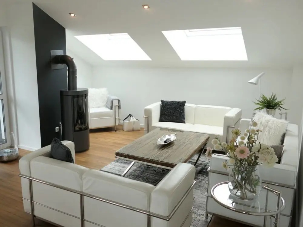 "penthouse Apartment on the Water"