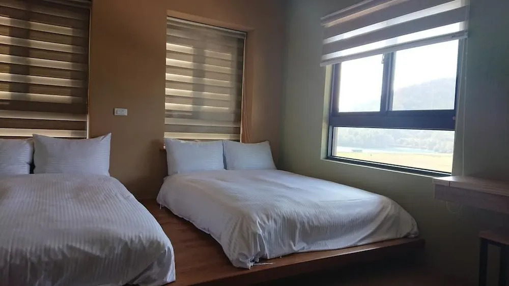 Zhaohong homestay