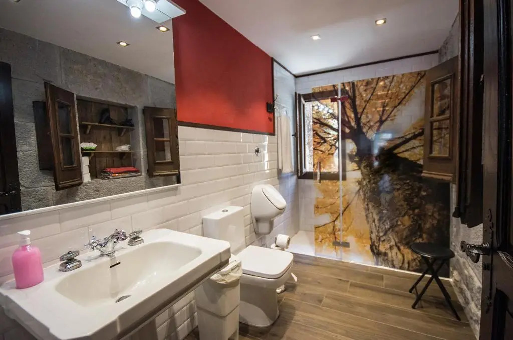 Casa FamiliarArtola Etxea San Sebastian-Pamplona-Bilbao