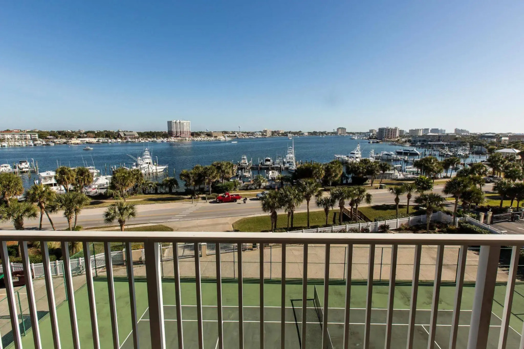 Waterview Towers by Holiday Isle