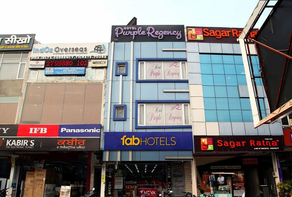 FabHotel Diamond
