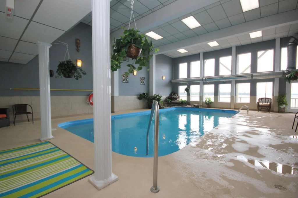 St Andrews Inn & Suites