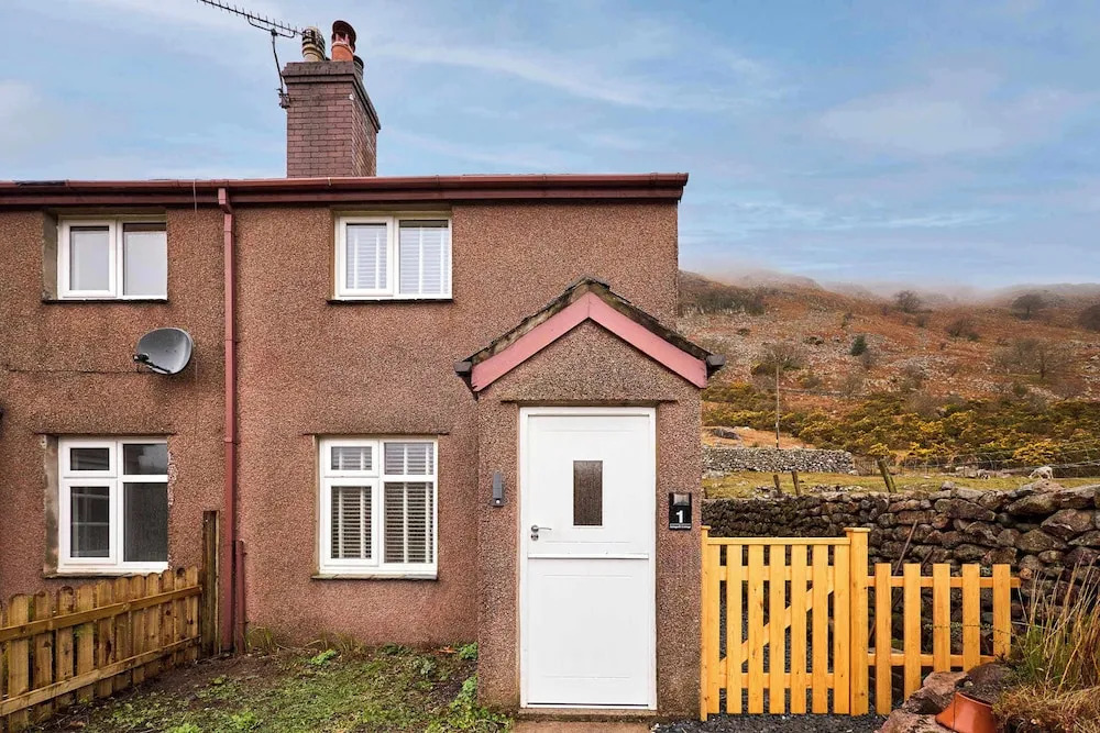 Host Stay Dalegarth Cottage