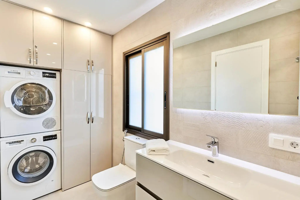 Windsor Apartment