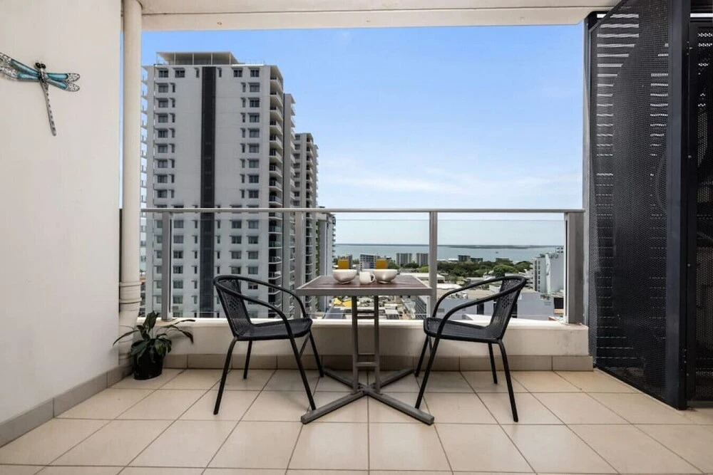 ZEN CITY & SEA - Executive 1BR Suite
