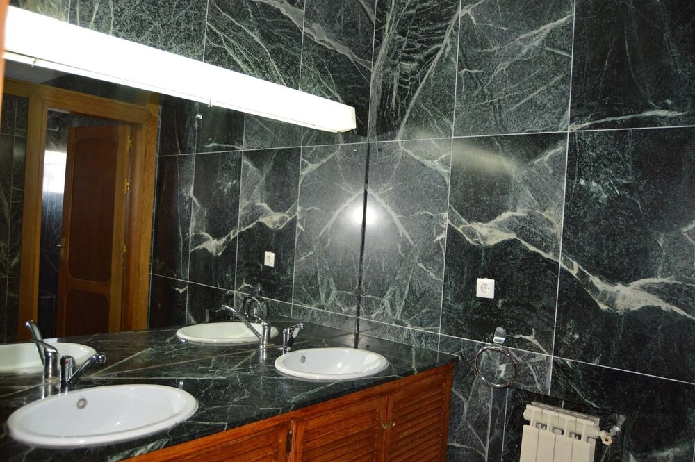 Holiday villa with 5 BR + guest apartment, swimming pool, Casino, Puerto Banus