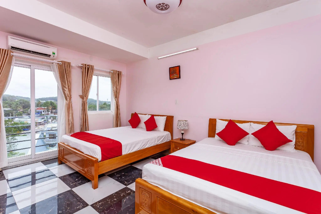Amelia Hotel