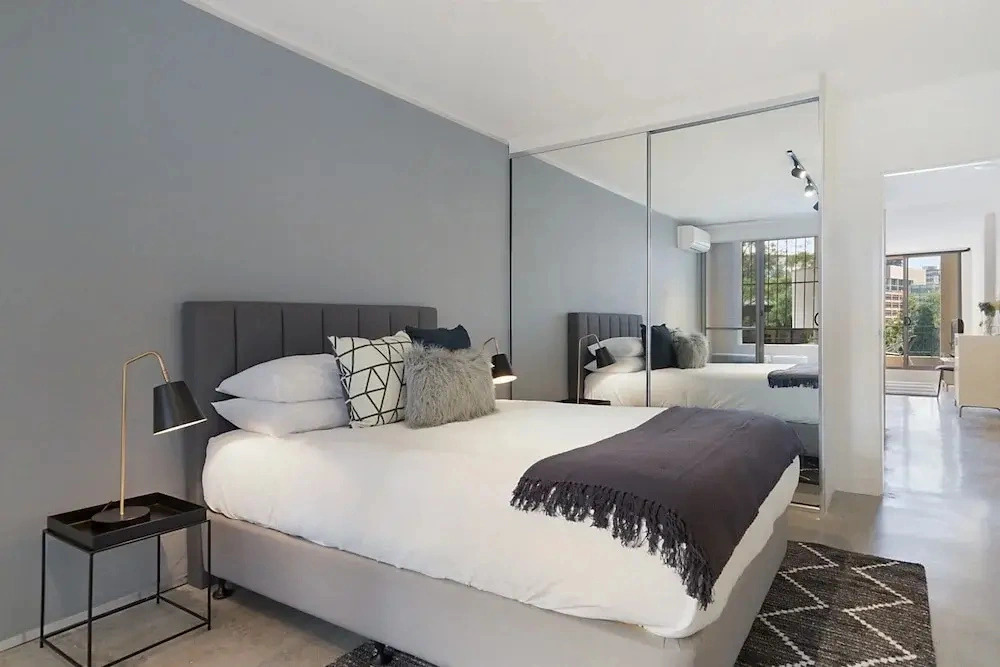 Central 1-bedroom Apartment With City Views