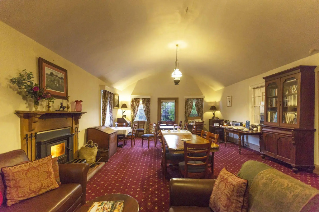 The Racecourse Inn