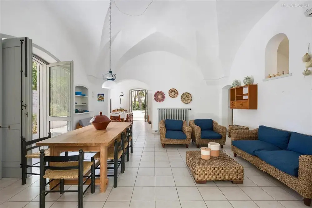 1675 Masseria Villa in Torre Specchia Ruggeri