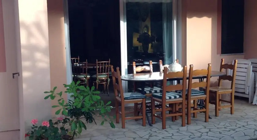 Villa Bouganvillea
