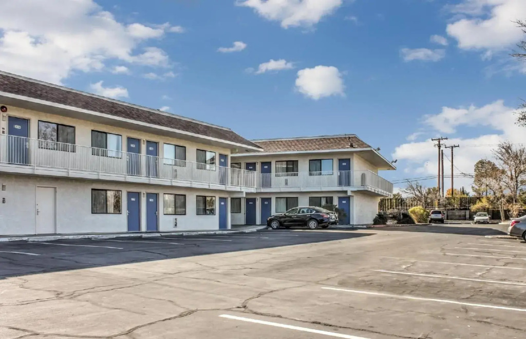 Motel 6-Mojave, CA
